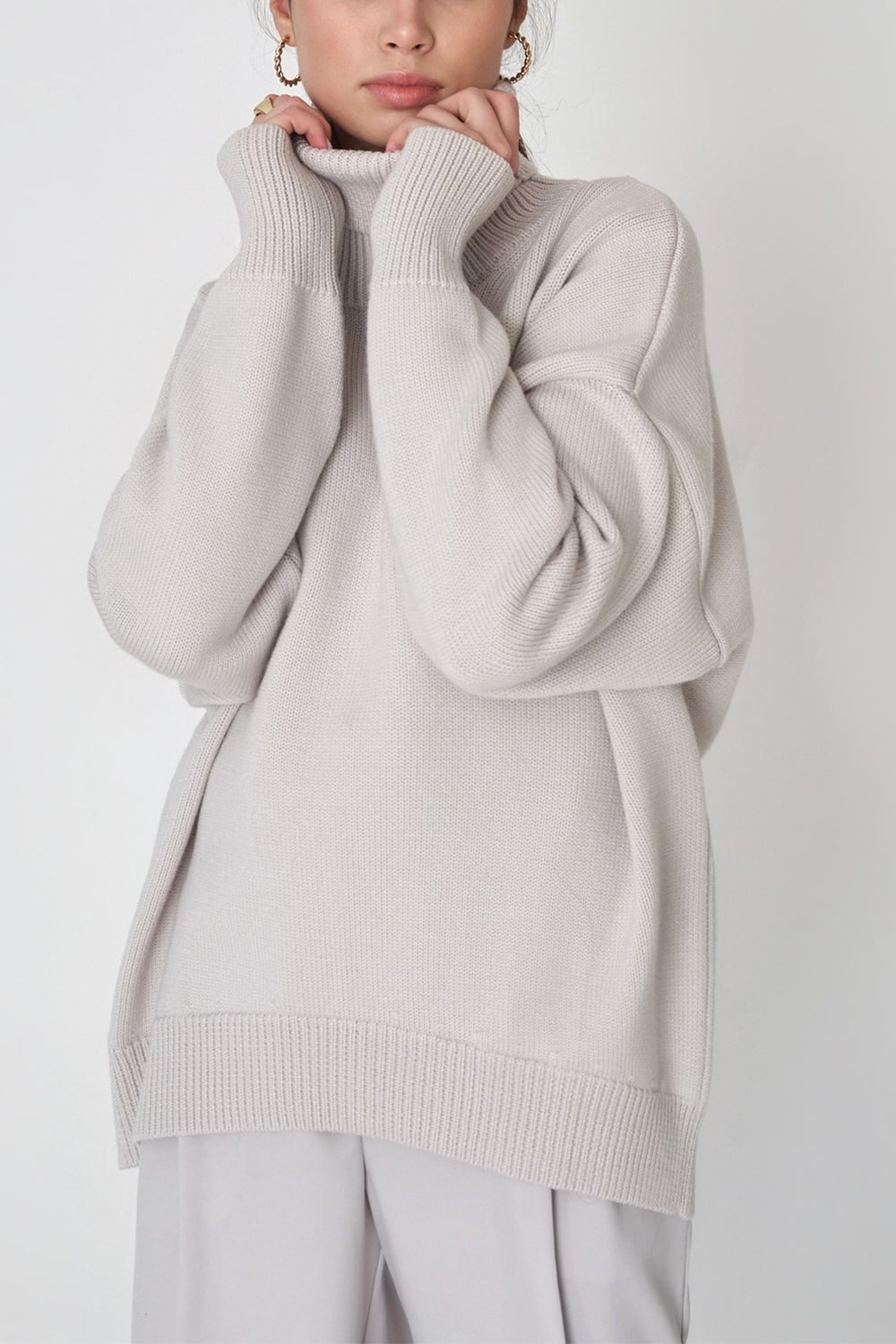 Turtle Neck Dropped Shoulder Sweater BLUE ZONE PLANET