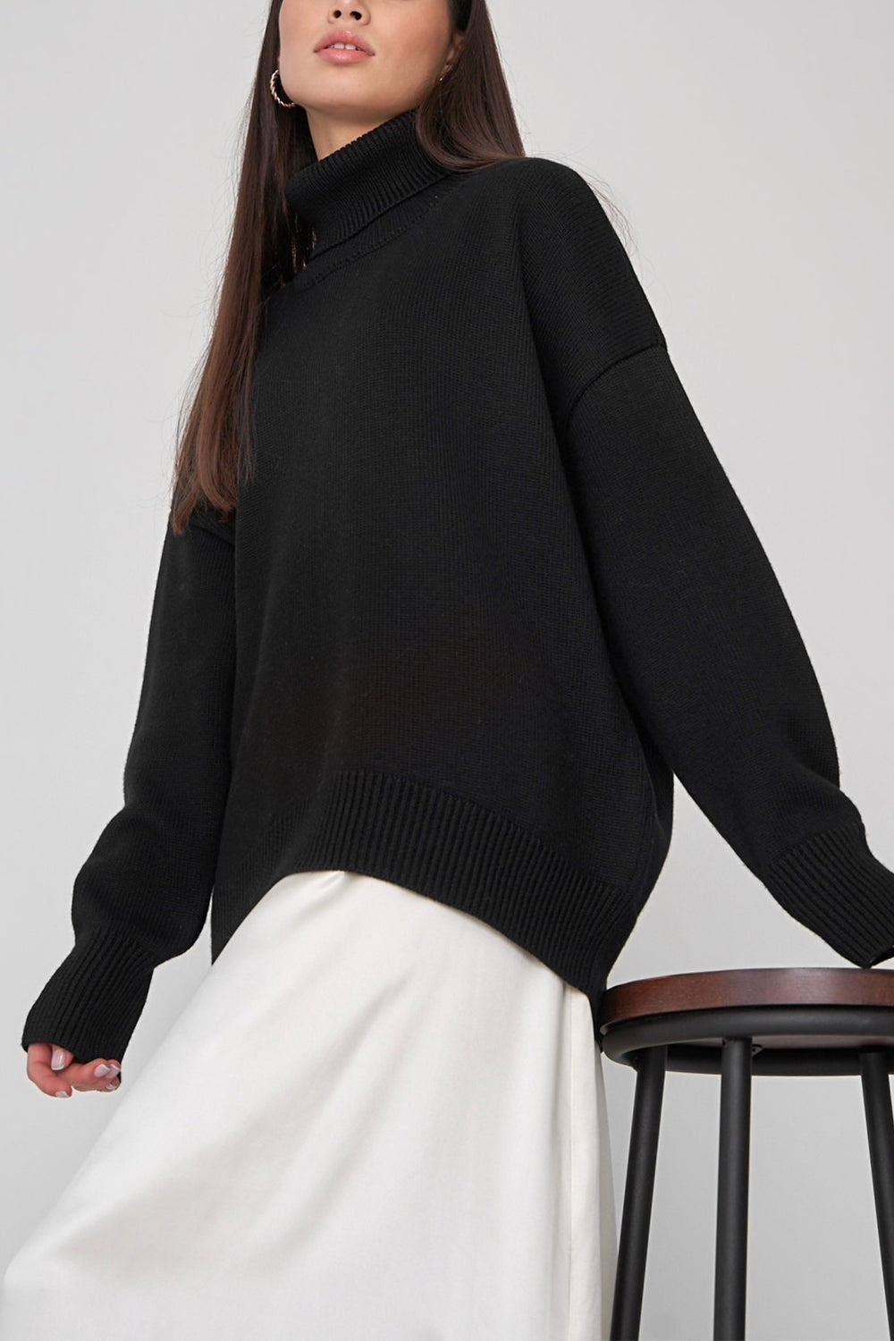 Turtle Neck Dropped Shoulder Sweater BLUE ZONE PLANET