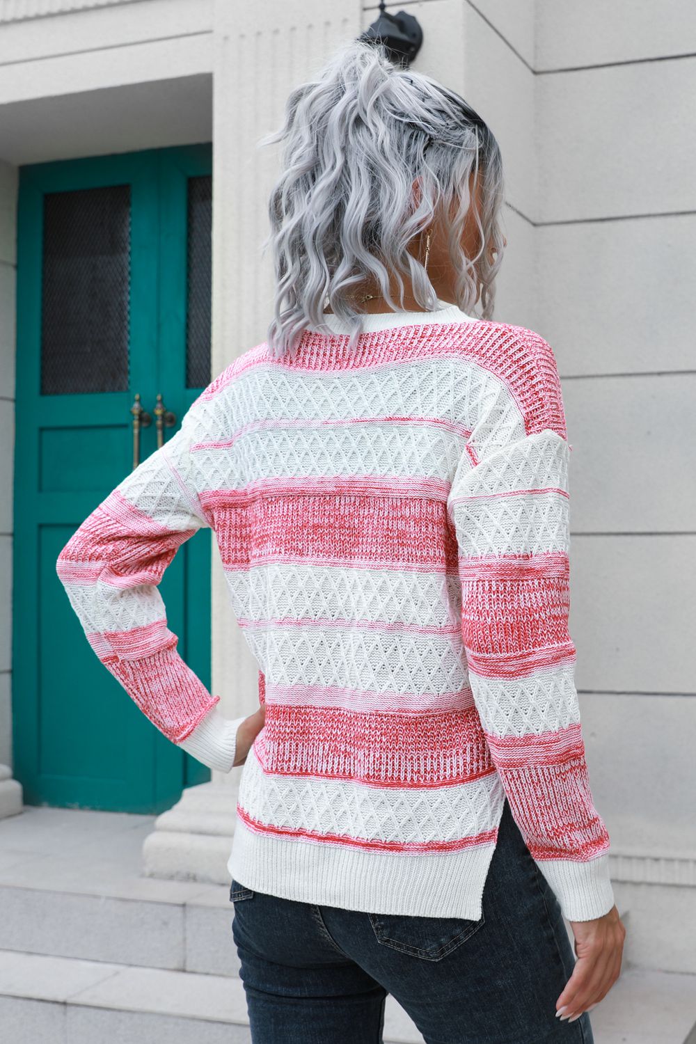 Two-Tone Slit Sweater BLUE ZONE PLANET