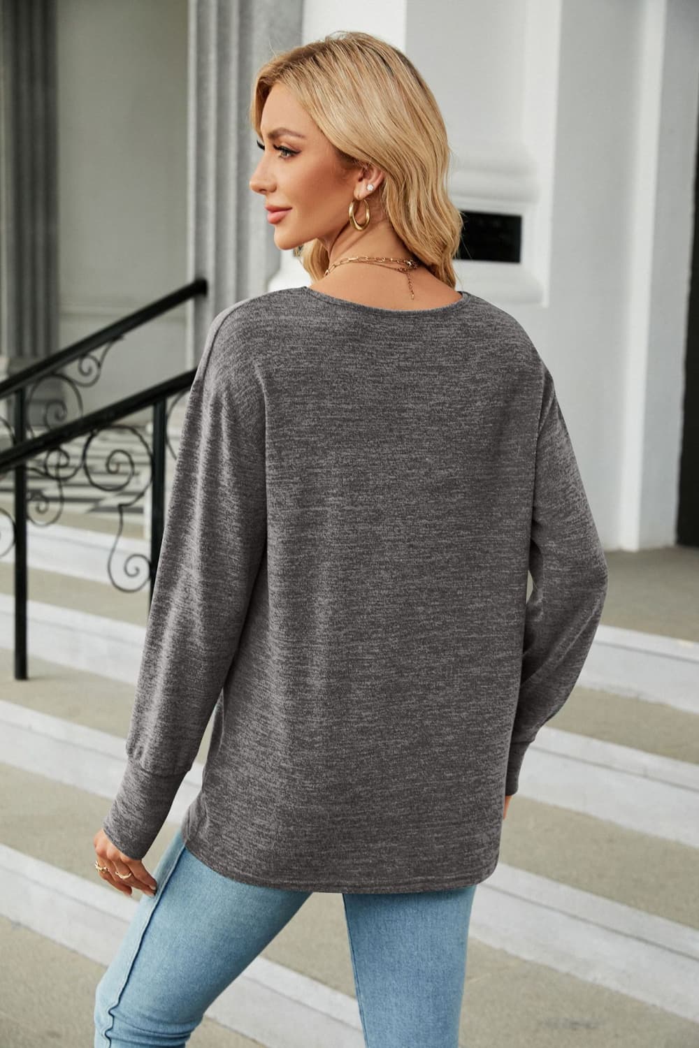 V-Neck Long Sleeve T-Shirt BLUE ZONE PLANET