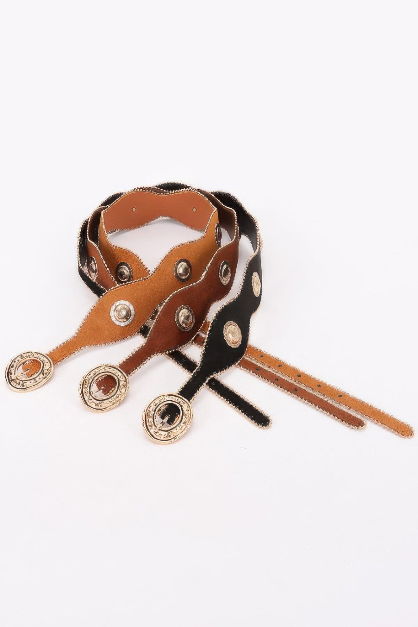Scalloped Edge Concho Belt – Blue Zone Planet display picture 1