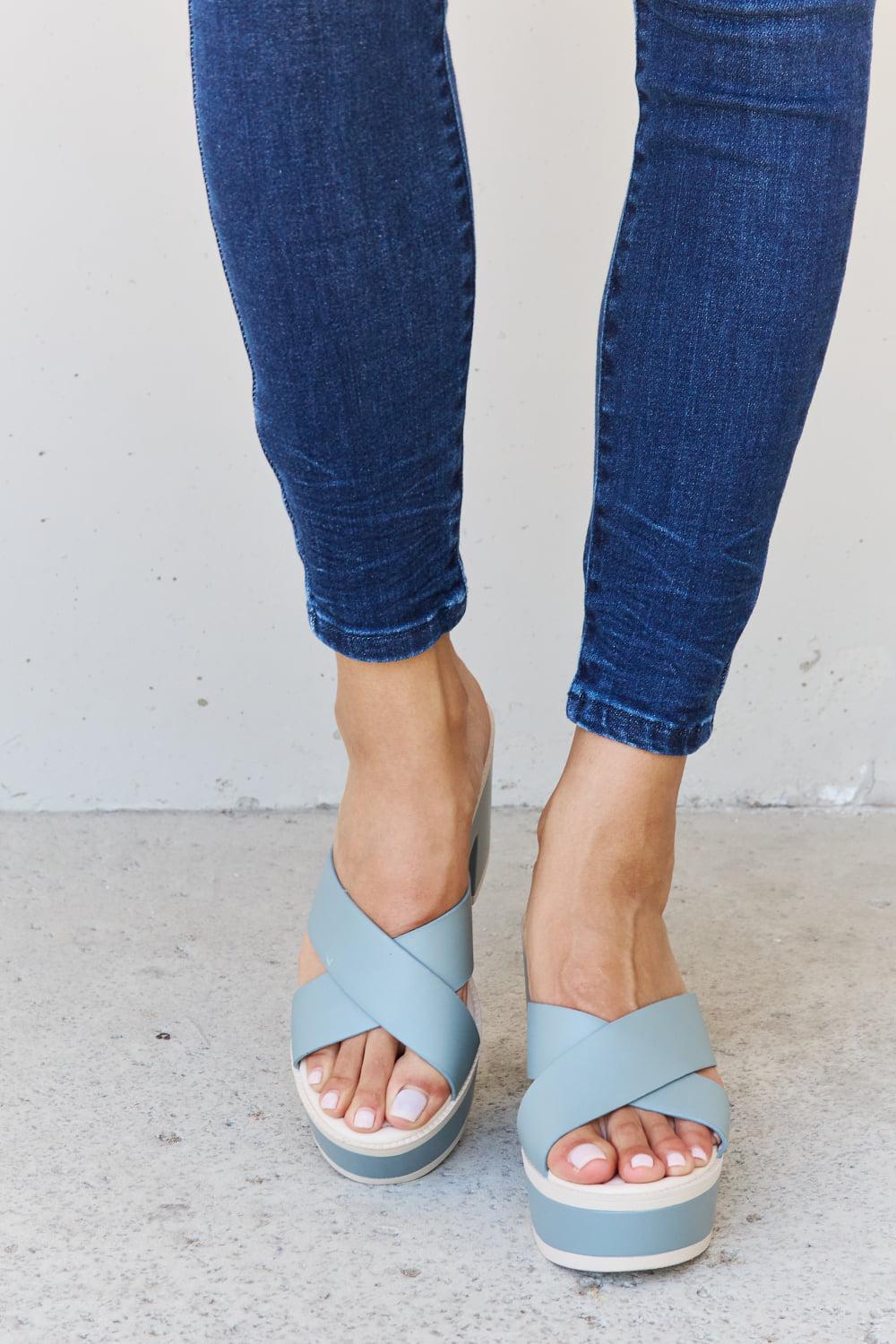 Weeboo Cherish The Moments Contrast Platform Sandals in Misty Blue BLUE ZONE PLANET