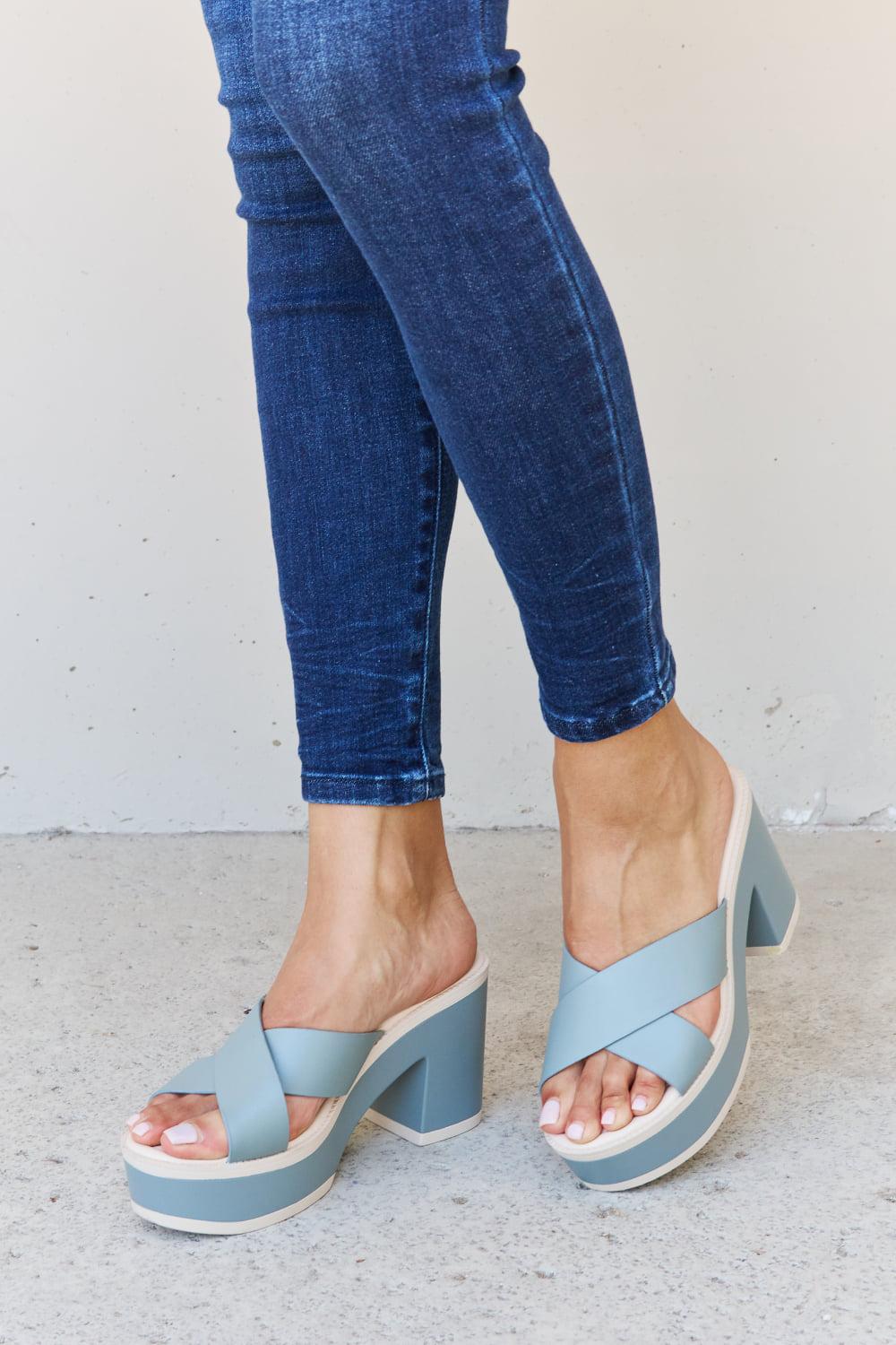 Weeboo Cherish The Moments Contrast Platform Sandals in Misty Blue BLUE ZONE PLANET