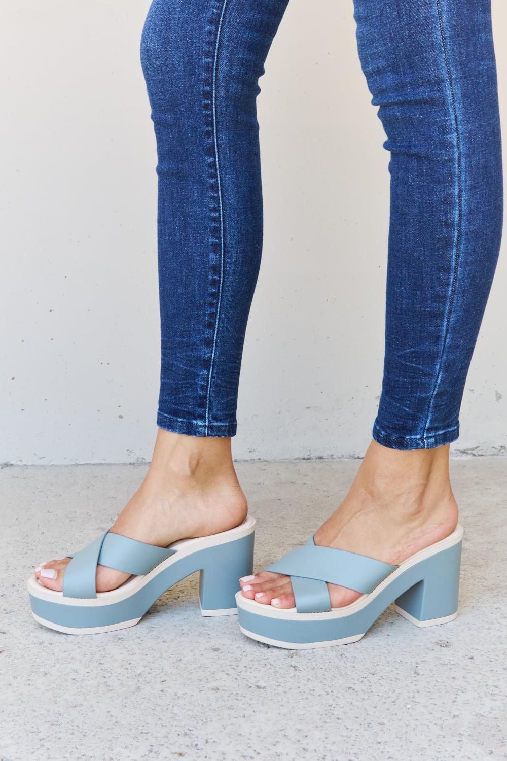 Weeboo Cherish The Moments Contrast Platform Sandals in Misty Blue BLUE ZONE PLANET
