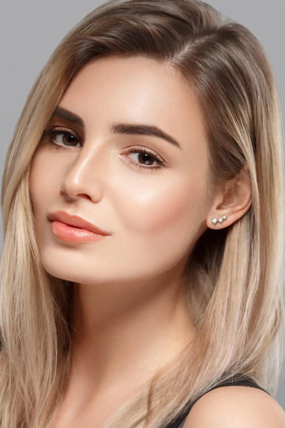 Your Way Moissanite Stud Earrings BLUE ZONE PLANET