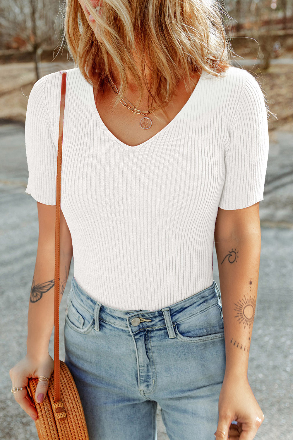 White V Neck Ribbed Knit Lightweight Short Sleeve Sweater