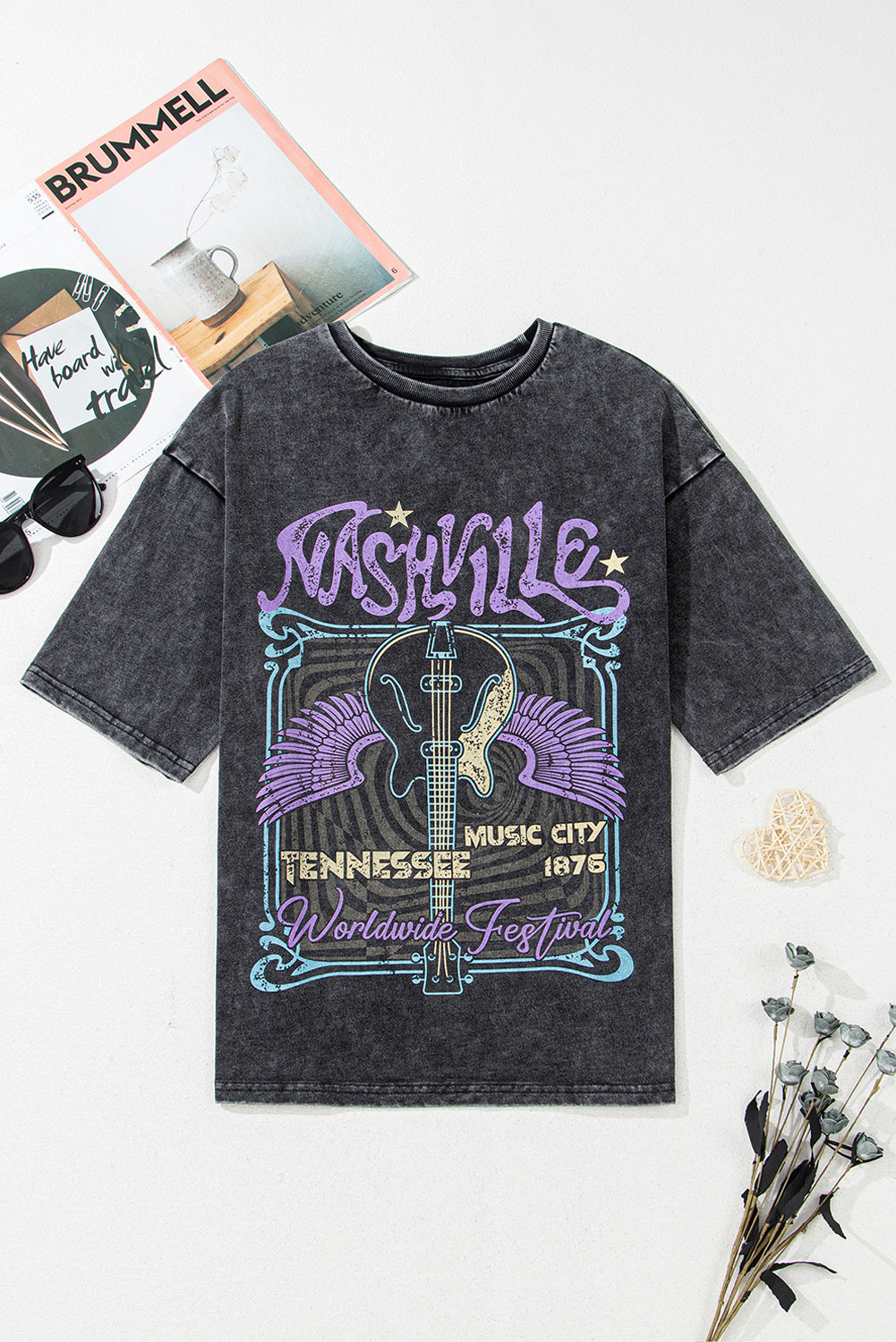 Black Vintage Nashville Tennessee Graphic Mineral Washed Plus Size Tee