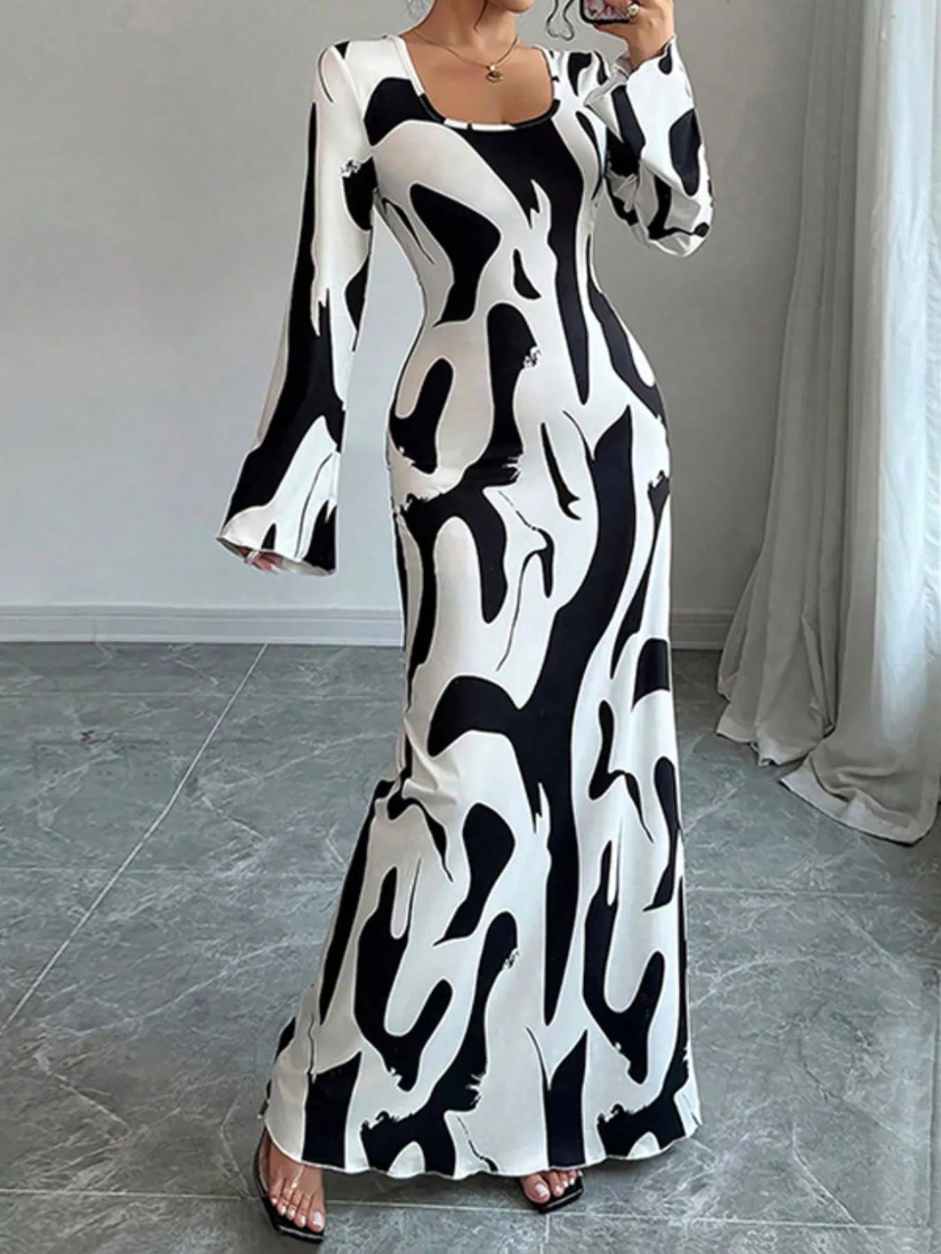chinese dress ladies Fuchsia Abstract Print Long Sleeve Maxi Dress · Filly Flair main image 1