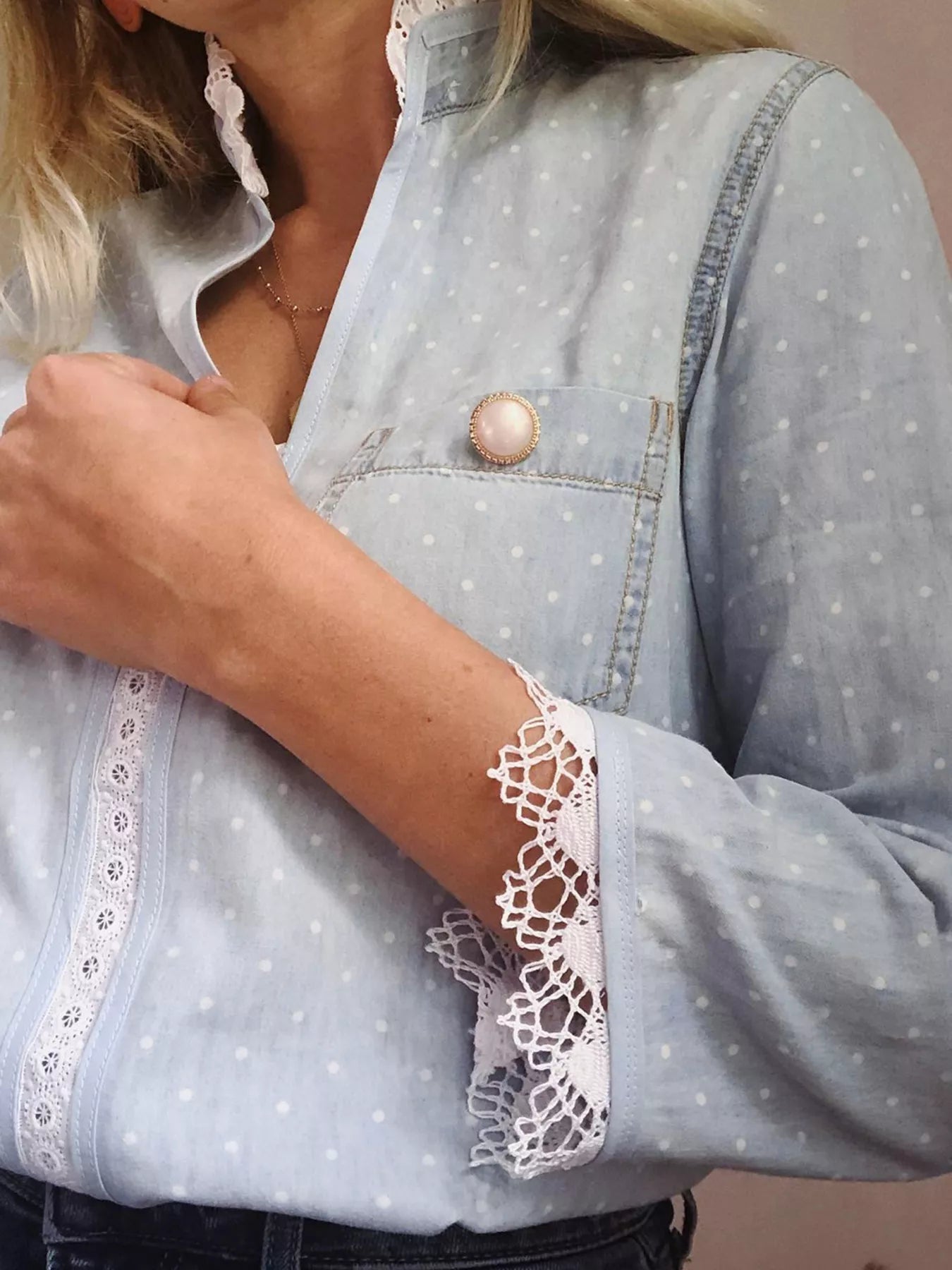 d4a7bf2fb3264a539a0a1a33e4572d49-Max-Origin