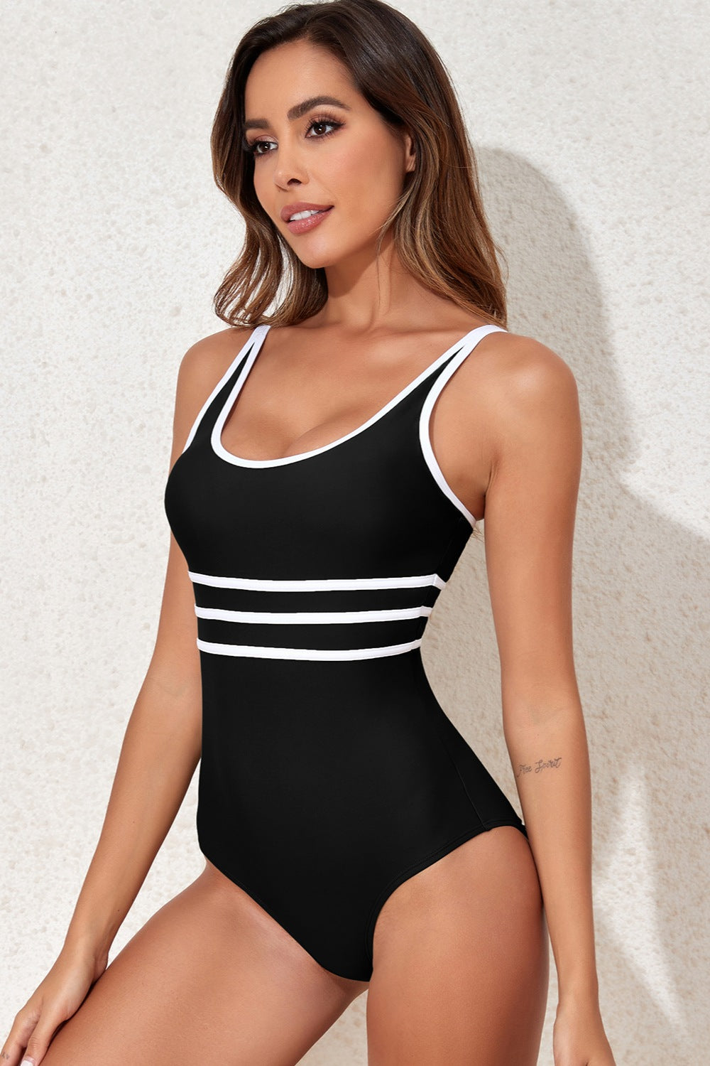 Blue Zone Planet |  Contrast Trim Scoop Neck One-Piece Swimwear BLUE ZONE PLANET