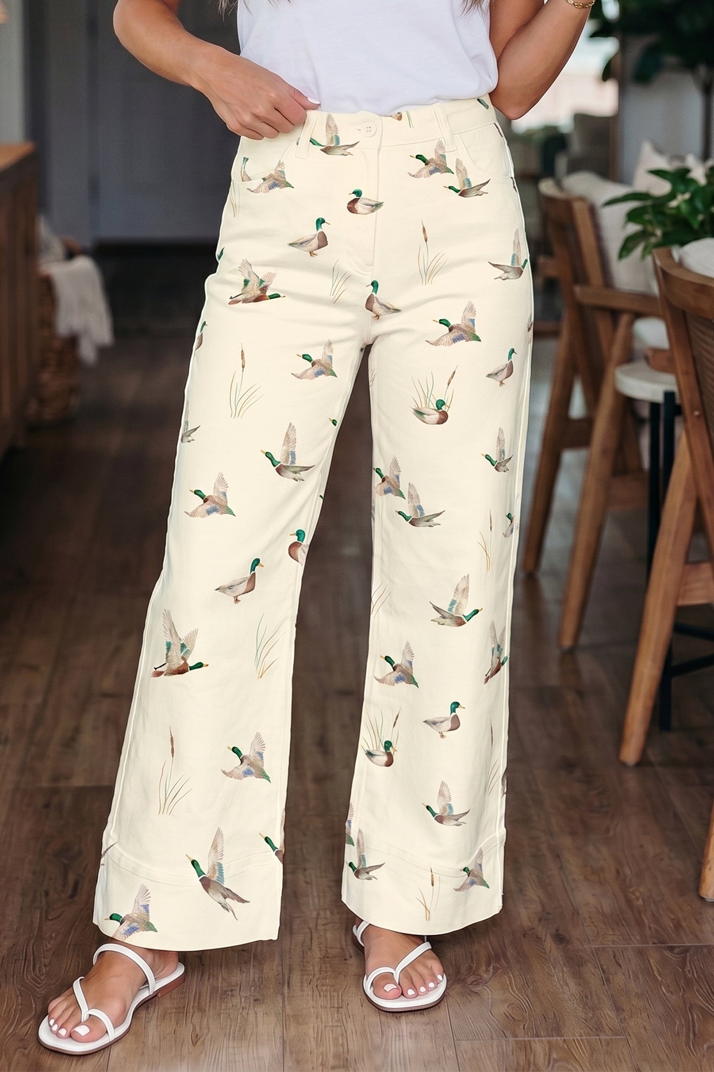 Beige Stylish Mallard Printed Cuffed Hem Shift Jeans