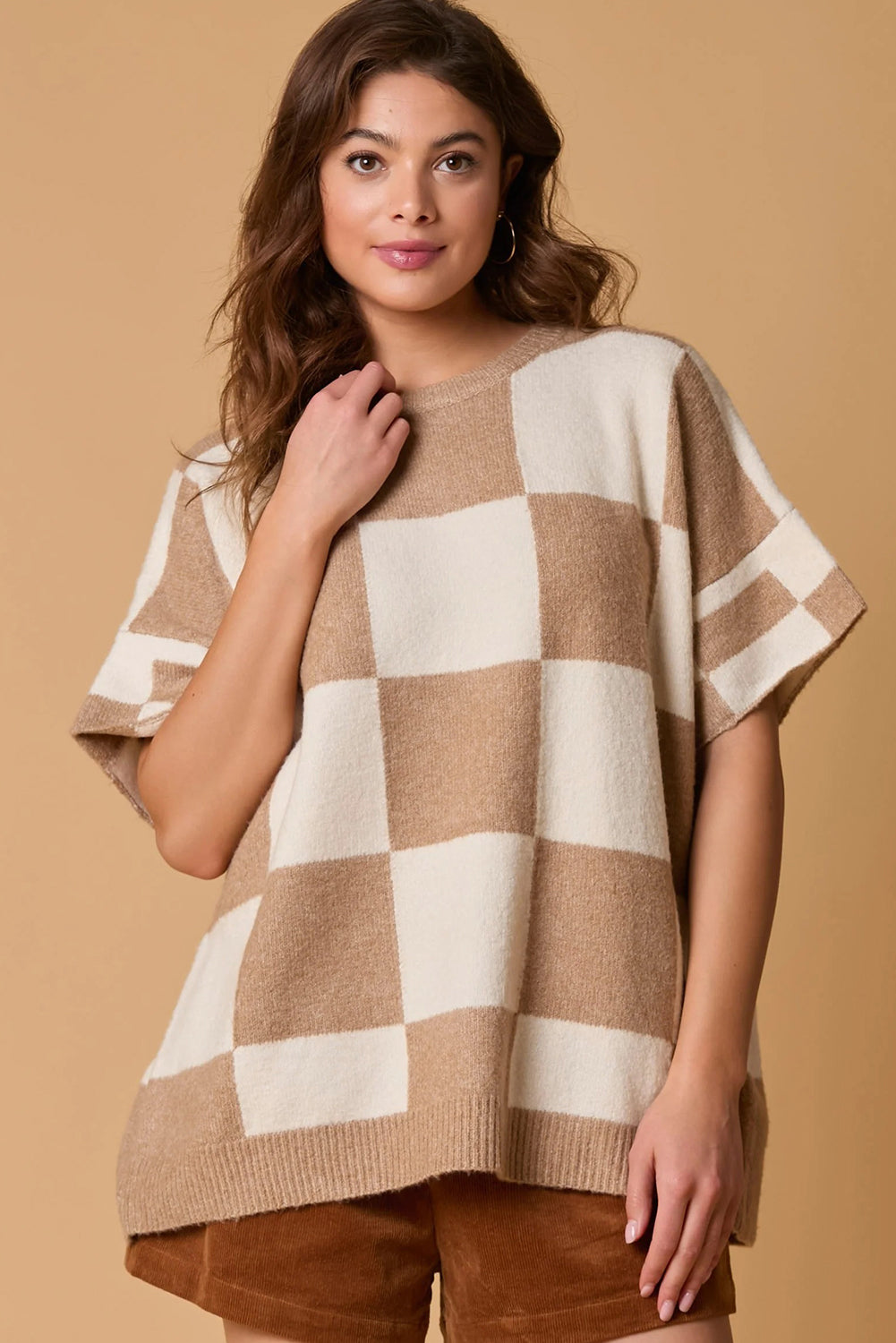 Light French Beige Checkered Pattern Loose Drop Shoulder Half Sleeve Sweater