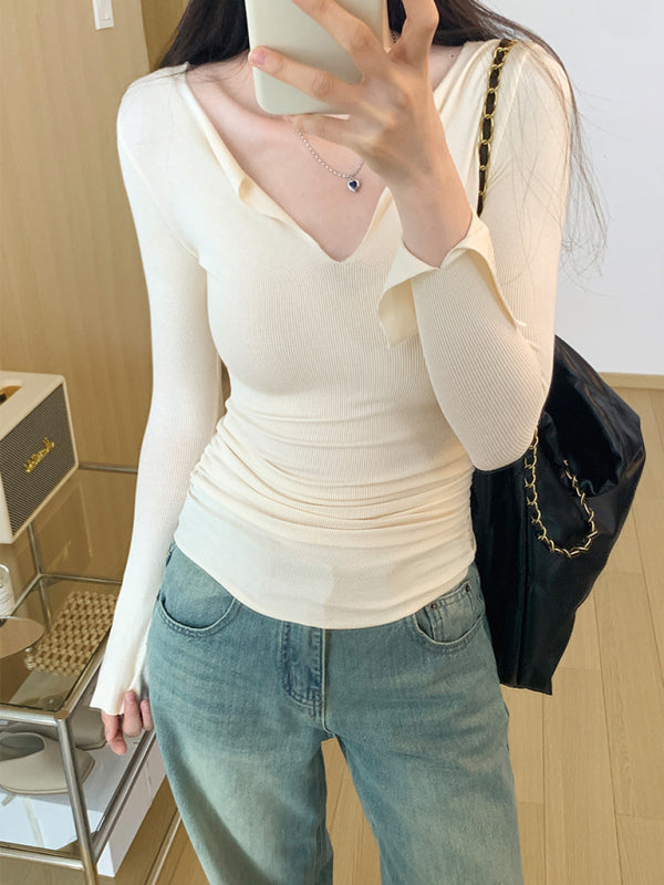 Blue Zone Planet | Women's V-neck bell sleeve slim knitted top BLUE ZONE PLANET