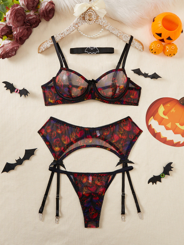 Spooky hot lingerie set