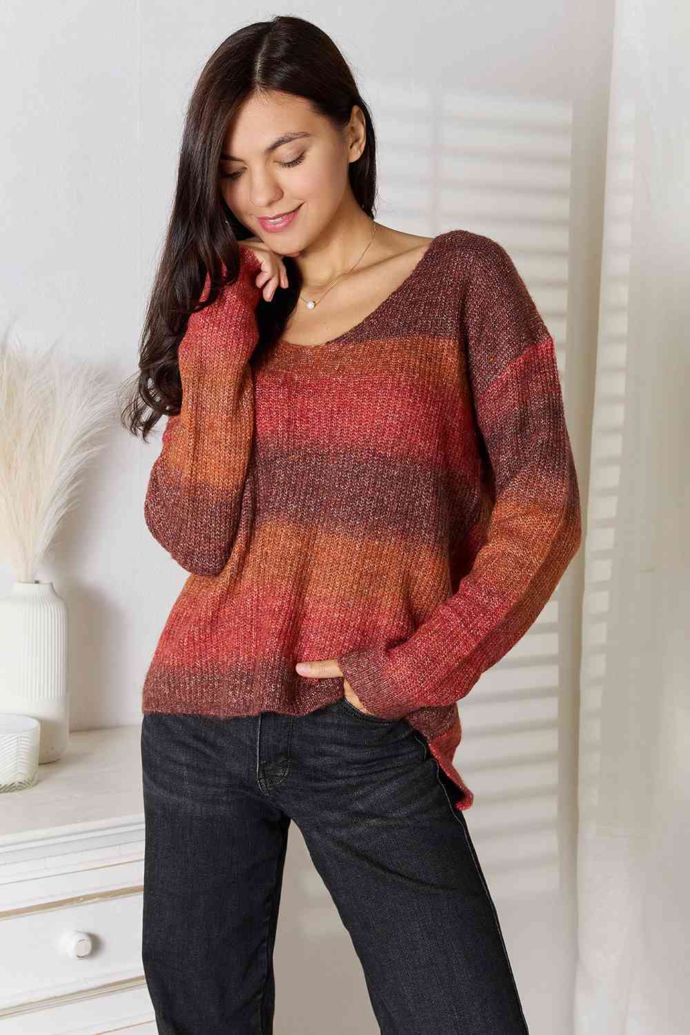 Gradient V-Neck Sweater BLUE ZONE PLANET