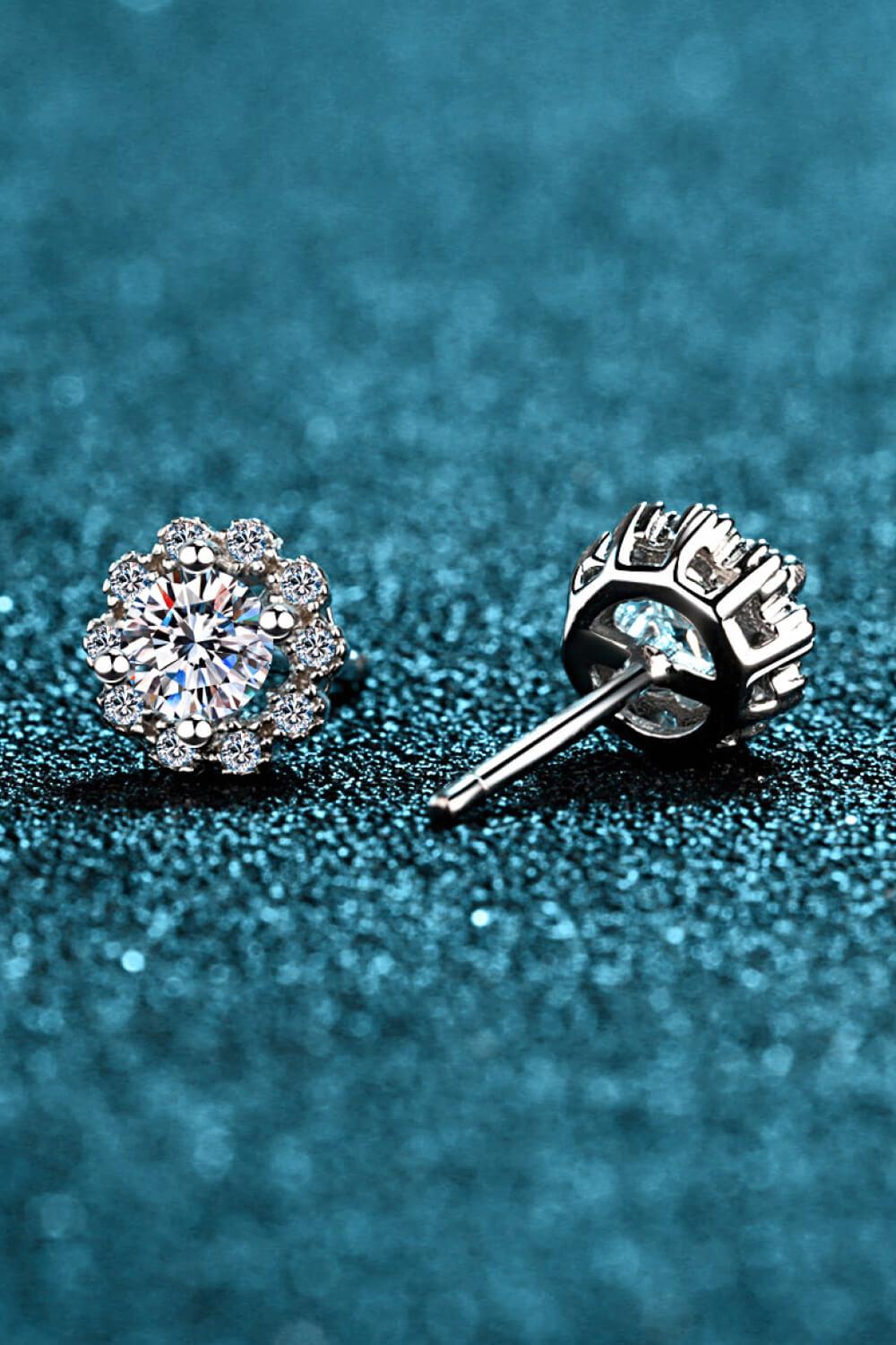 1 Carat Moissanite Floral-Shaped Stud Earrings BLUE ZONE PLANET