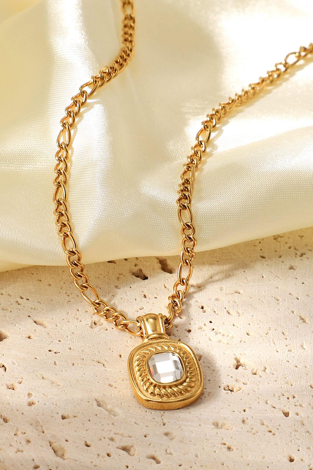 18K Gold Plated Inlaid Rhinestone Pendant Necklace BLUE ZONE PLANET