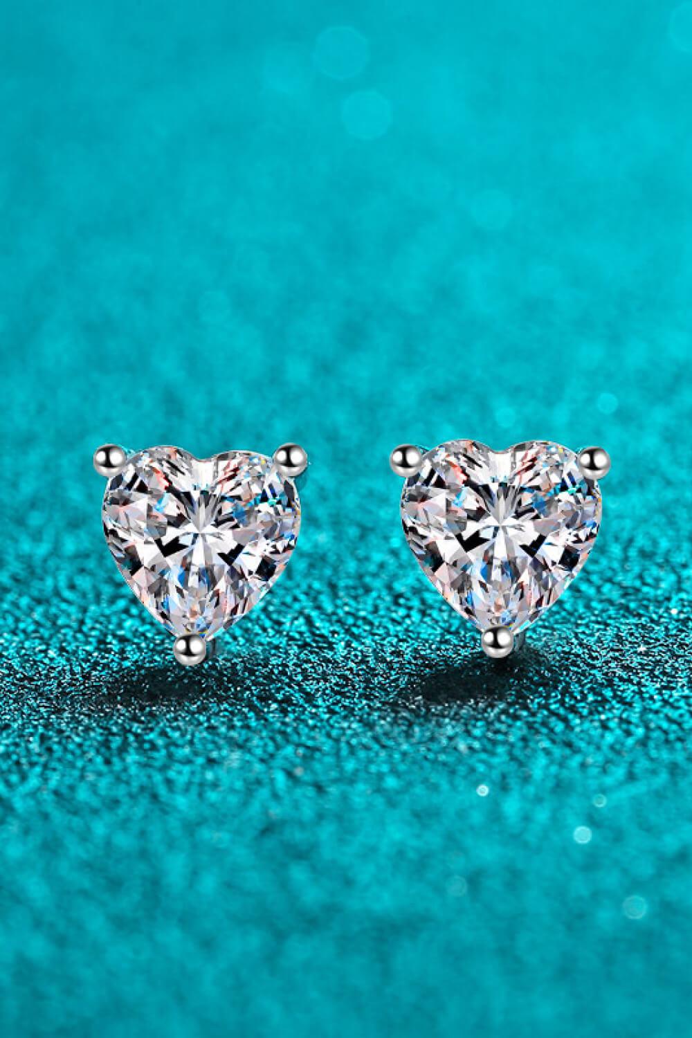 2 Carat Moissanite Heart-Shaped Stud Earrings BLUE ZONE PLANET