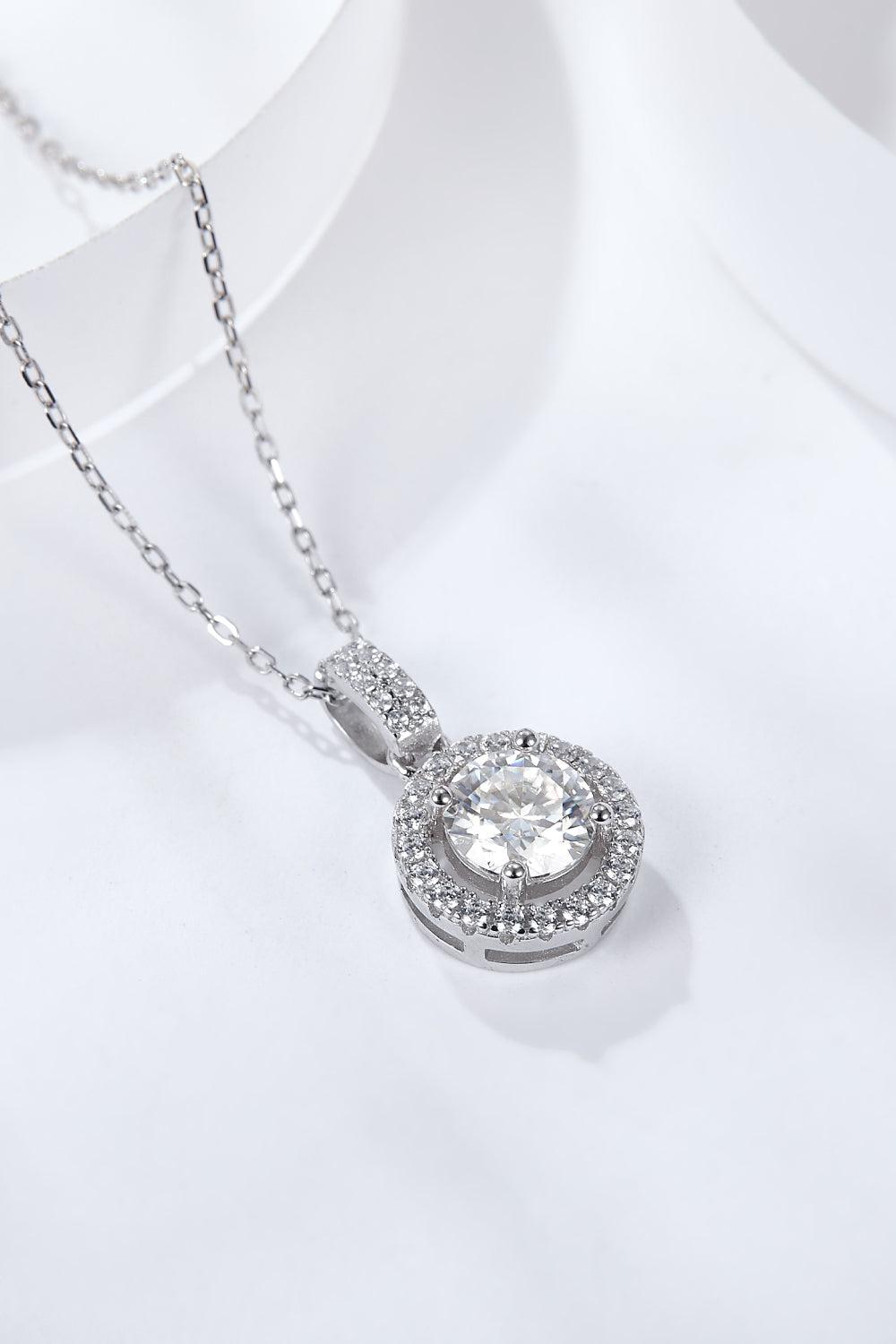 2 Carat Moissanite Round Pendant Necklace BLUE ZONE PLANET