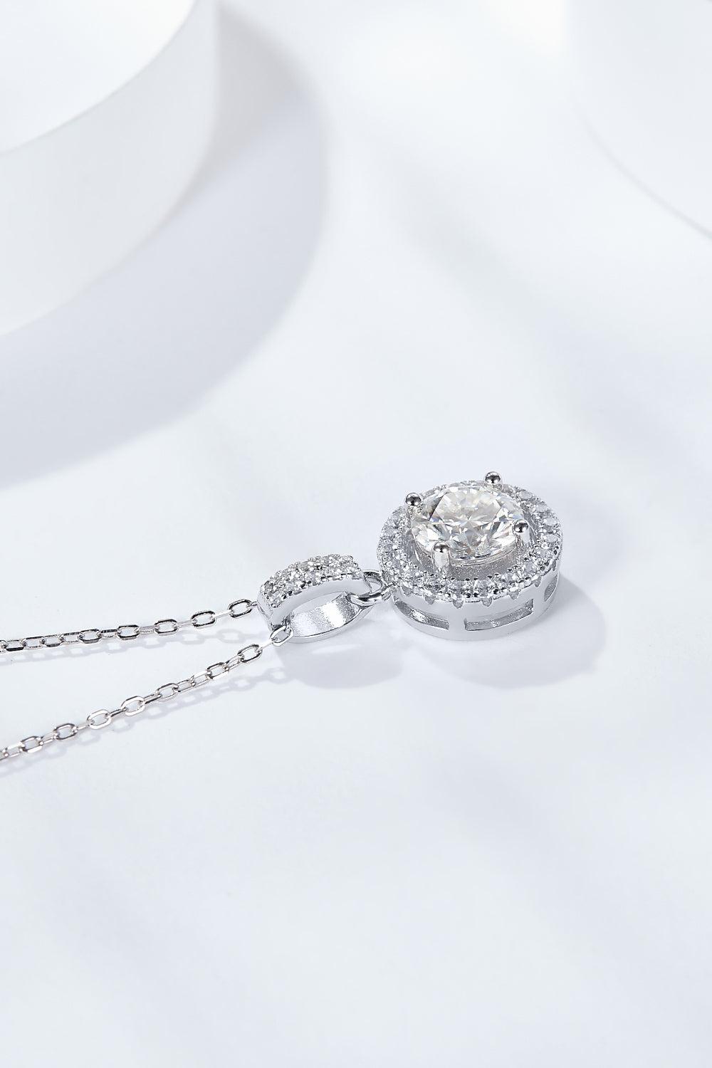 2 Carat Moissanite Round Pendant Necklace BLUE ZONE PLANET