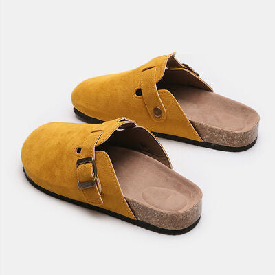 Suede Closed Toe Buckle Slide BLUE ZONE PLANET