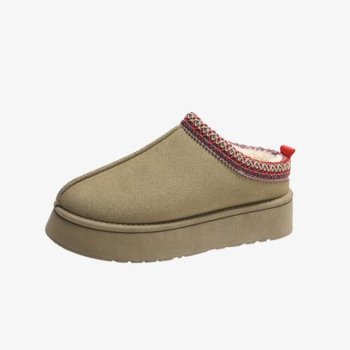 Faux Fur Center-Seam Slippers BLUE ZONE PLANET