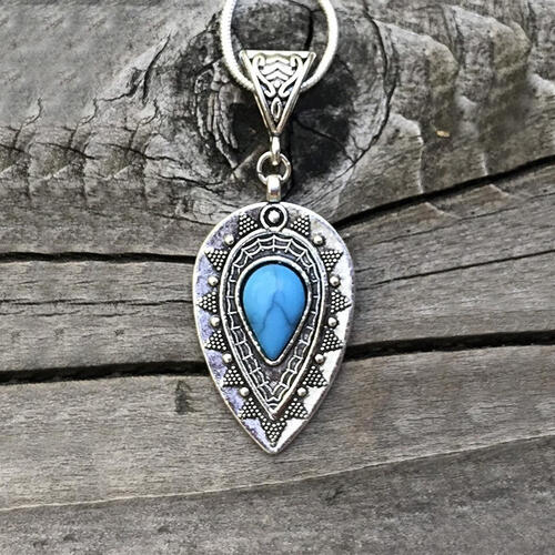Geometric Alloy Pendant Necklace BLUE ZONE PLANET