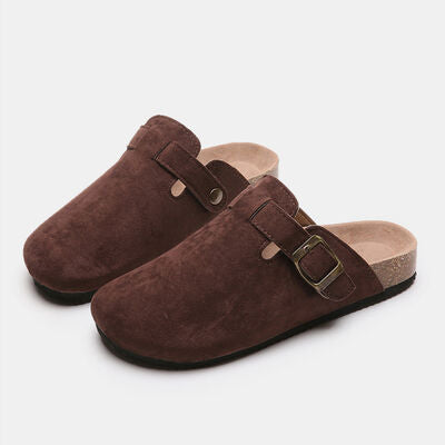 Suede Closed Toe Buckle Slide BLUE ZONE PLANET
