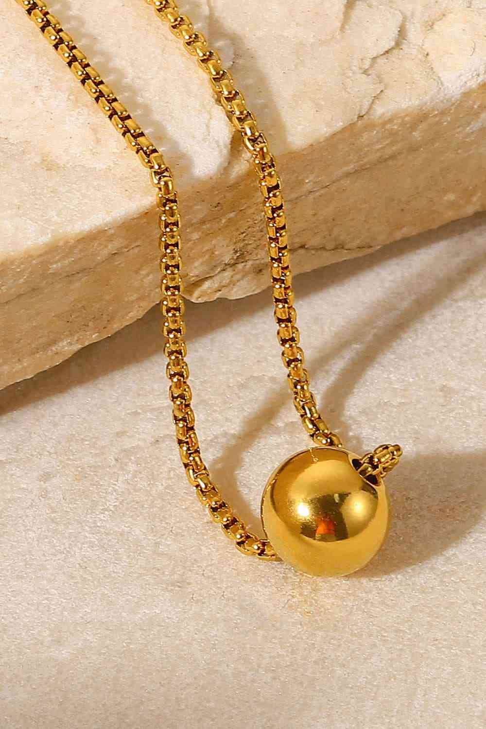 18K Gold-Plated Round Shape Pendant Necklace BLUE ZONE PLANET