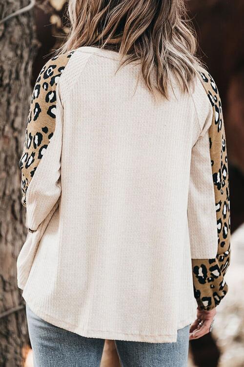 Plus Size Leopard V-Neck Raglan Sleeve Blouse BLUE ZONE PLANET