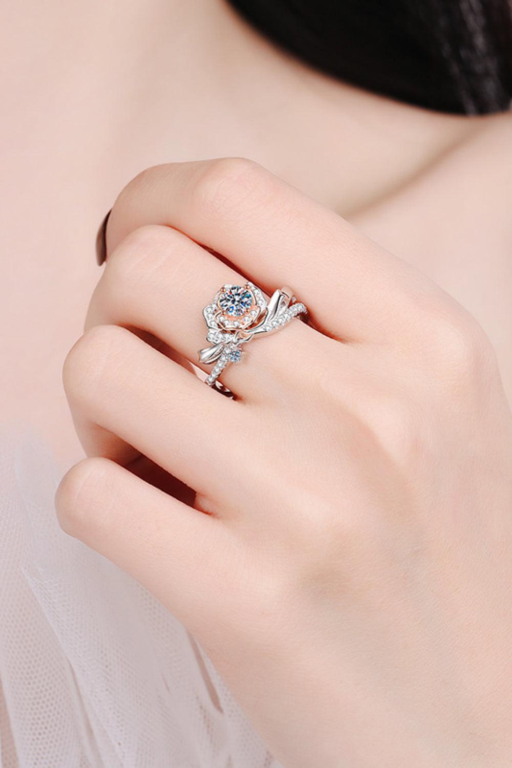 925 Sterling Silver Rose-Shaped Moissanite Ring BLUE ZONE PLANET