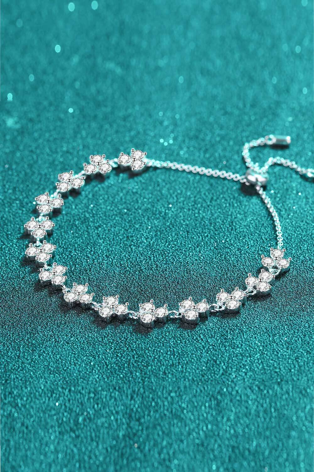 Adjustable Moissanite Bracelet BLUE ZONE PLANET