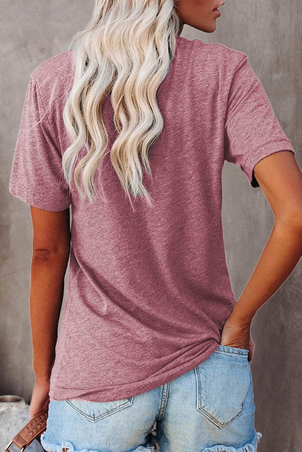 Be Kind Graphic T-Shirt BLUE ZONE PLANET