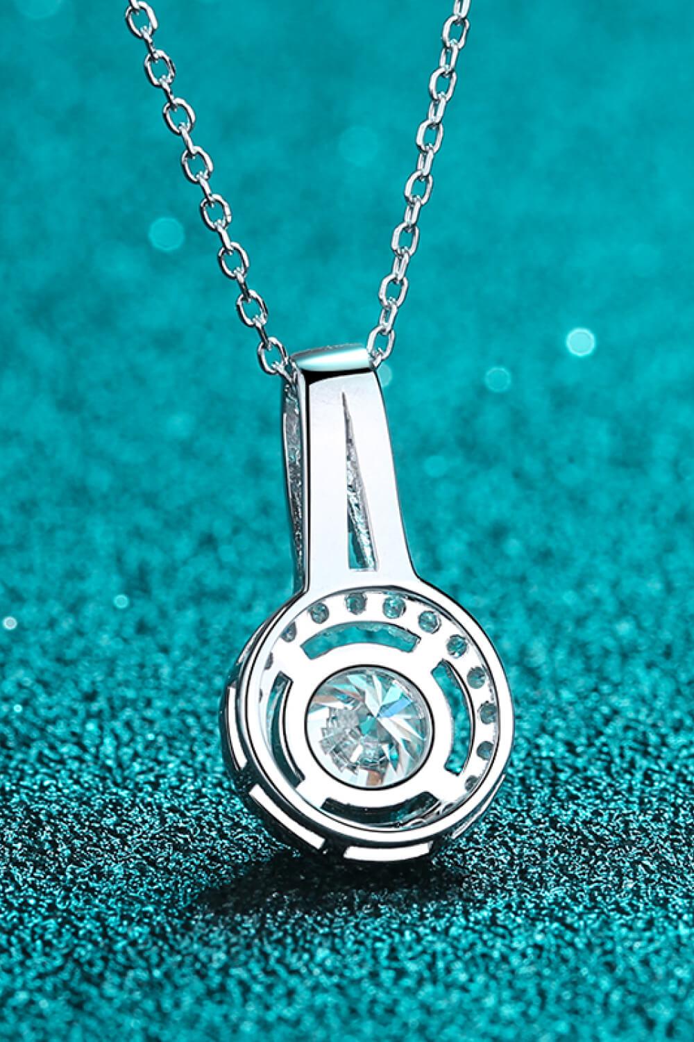 Build You Up Moissanite Round Pendant Chain Necklace BLUE ZONE PLANET