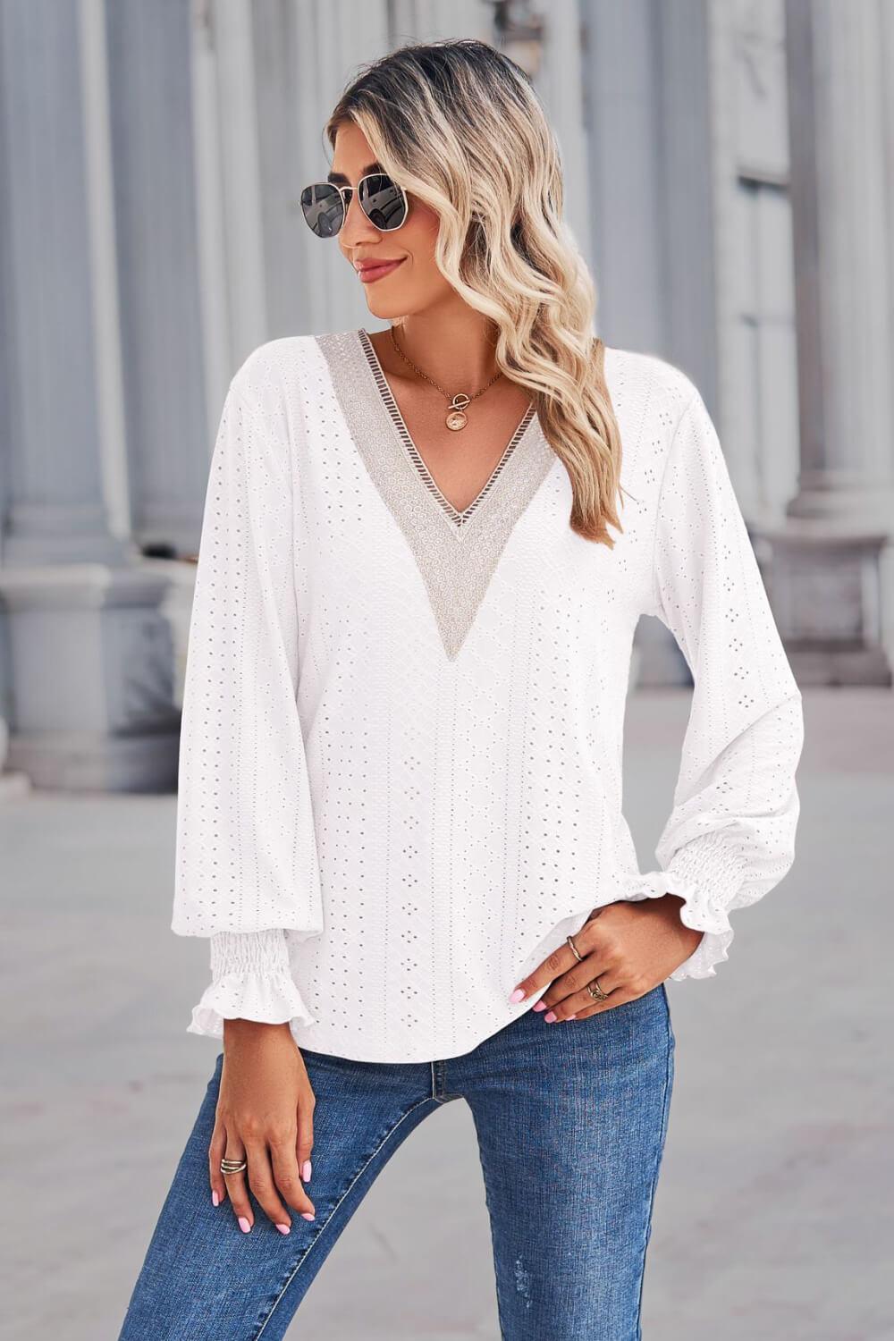 Contrast V-Neck Flounce Sleeve Top BLUE ZONE PLANET