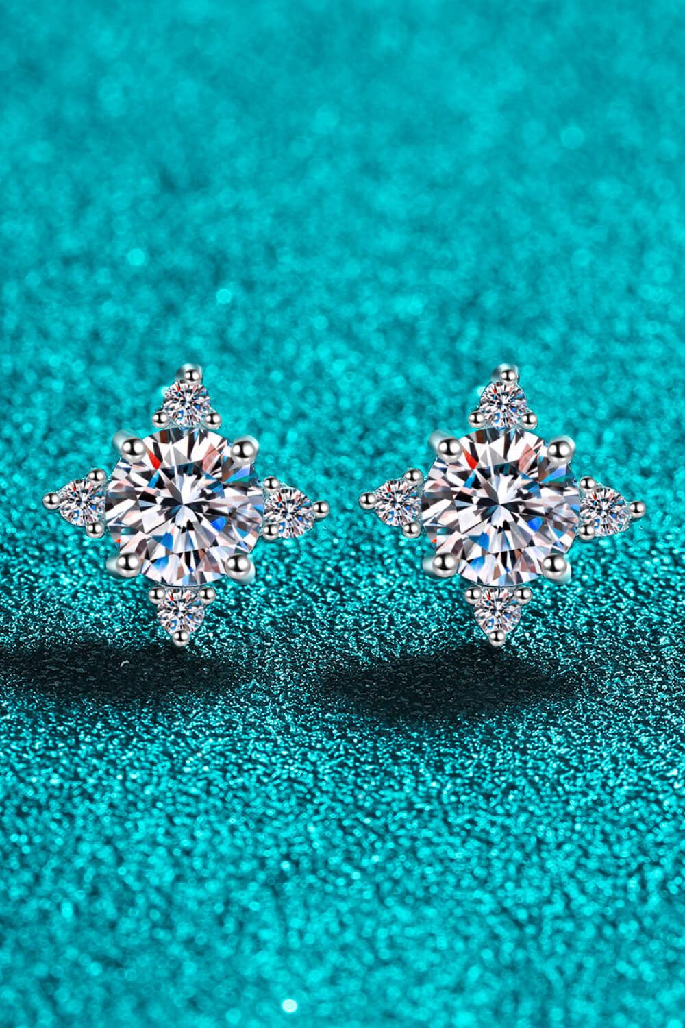 Four Leaf Clover 2 Carat Moissanite Stud Earrings BLUE ZONE PLANET