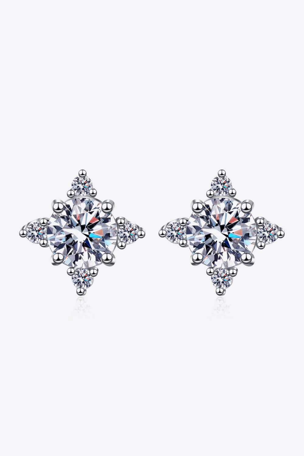 Four Leaf Clover 2 Carat Moissanite Stud Earrings BLUE ZONE PLANET