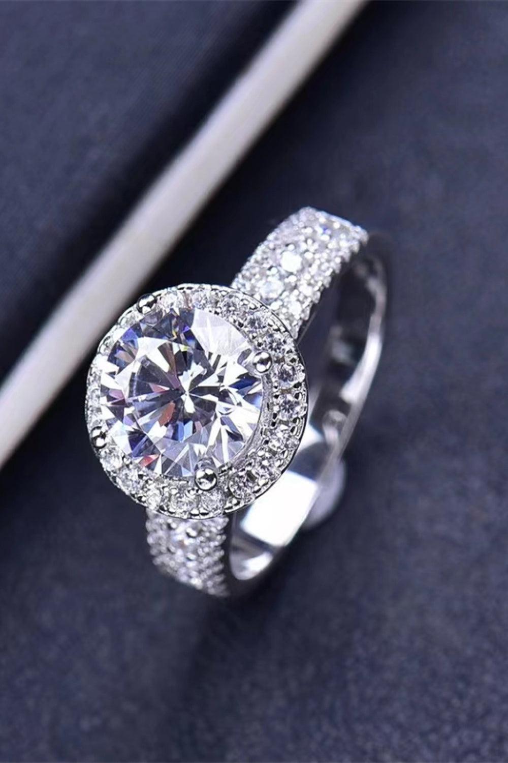 Four-Prong Moissanite Round Ring BLUE ZONE PLANET