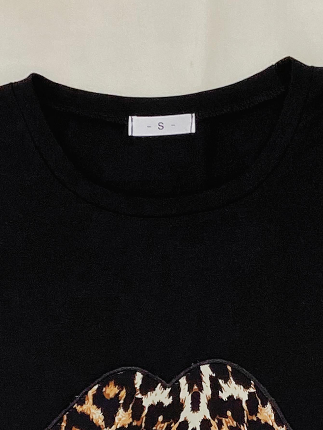 Leopard Lip Graphic Top and Shorts Lounge Set BLUE ZONE PLANET