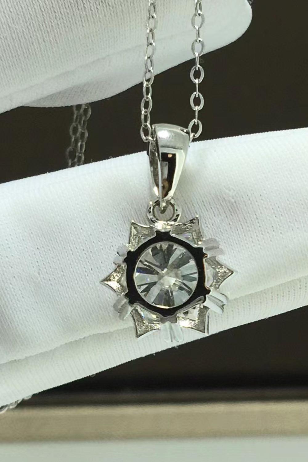 Looking At You 2 Carat Moissanite Pendant Necklace BLUE ZONE PLANET