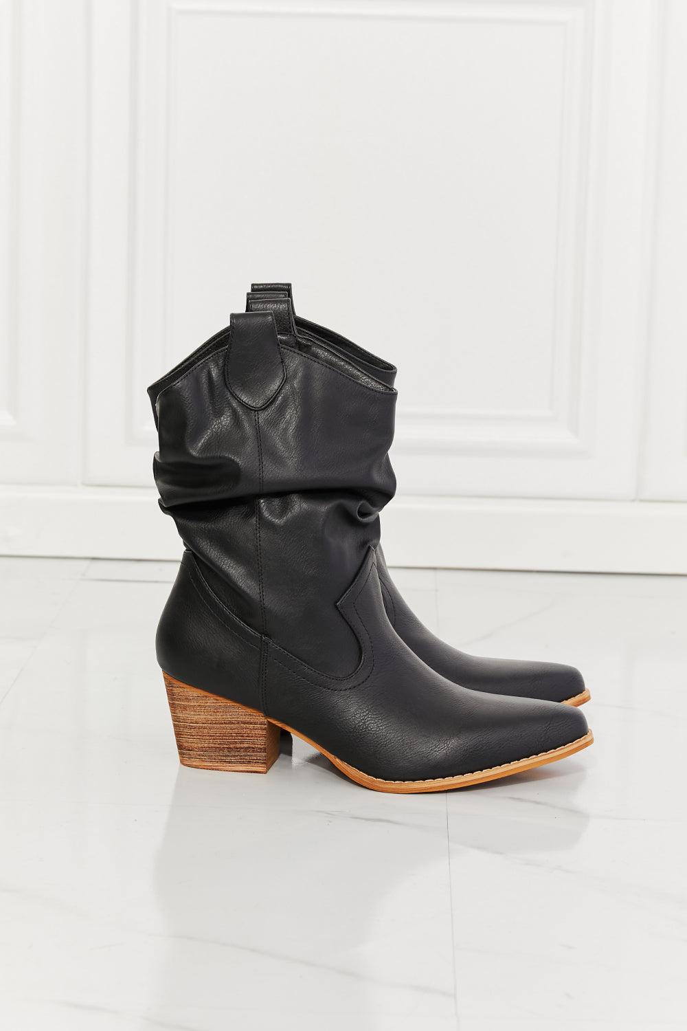 MMShoes Better in Texas Scrunch Cowboy Boots in Black BLUE ZONE PLANET