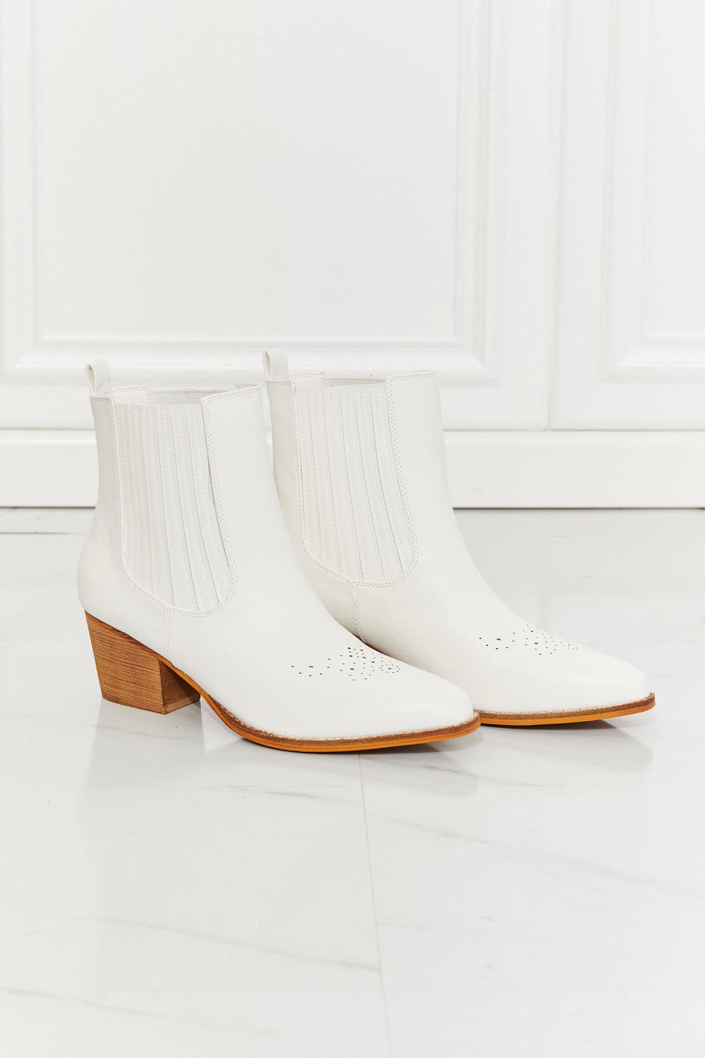 MMShoes Love the Journey Stacked Heel Chelsea Boot in White BLUE ZONE PLANET