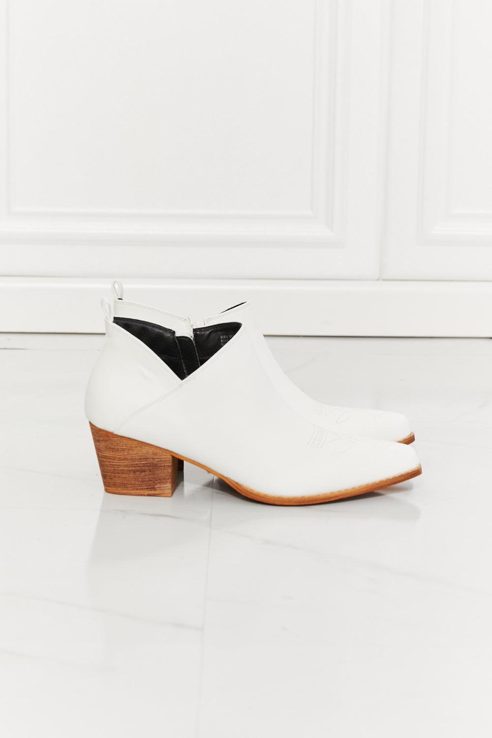 MMShoes Trust Yourself Embroidered Crossover Cowboy Bootie in White BLUE ZONE PLANET