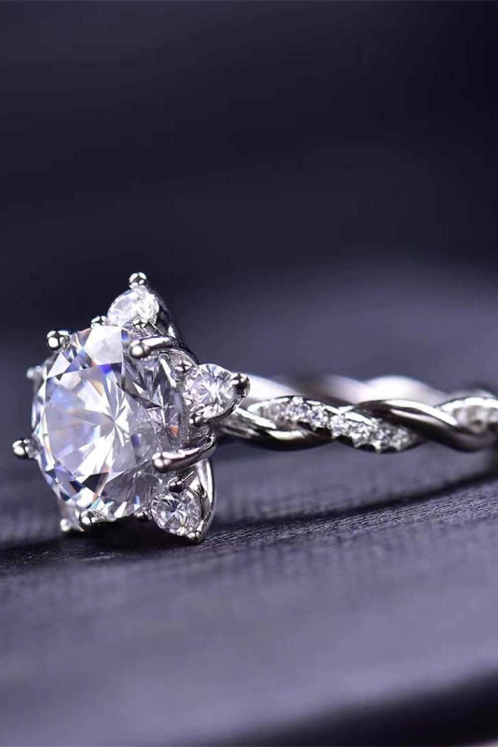 Moissanite Twisted Ring BLUE ZONE PLANET