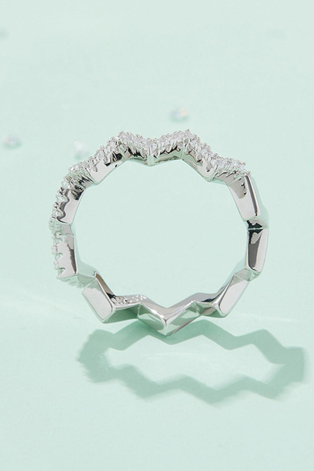 Moissanite Wavy Band Ring BLUE ZONE PLANET
