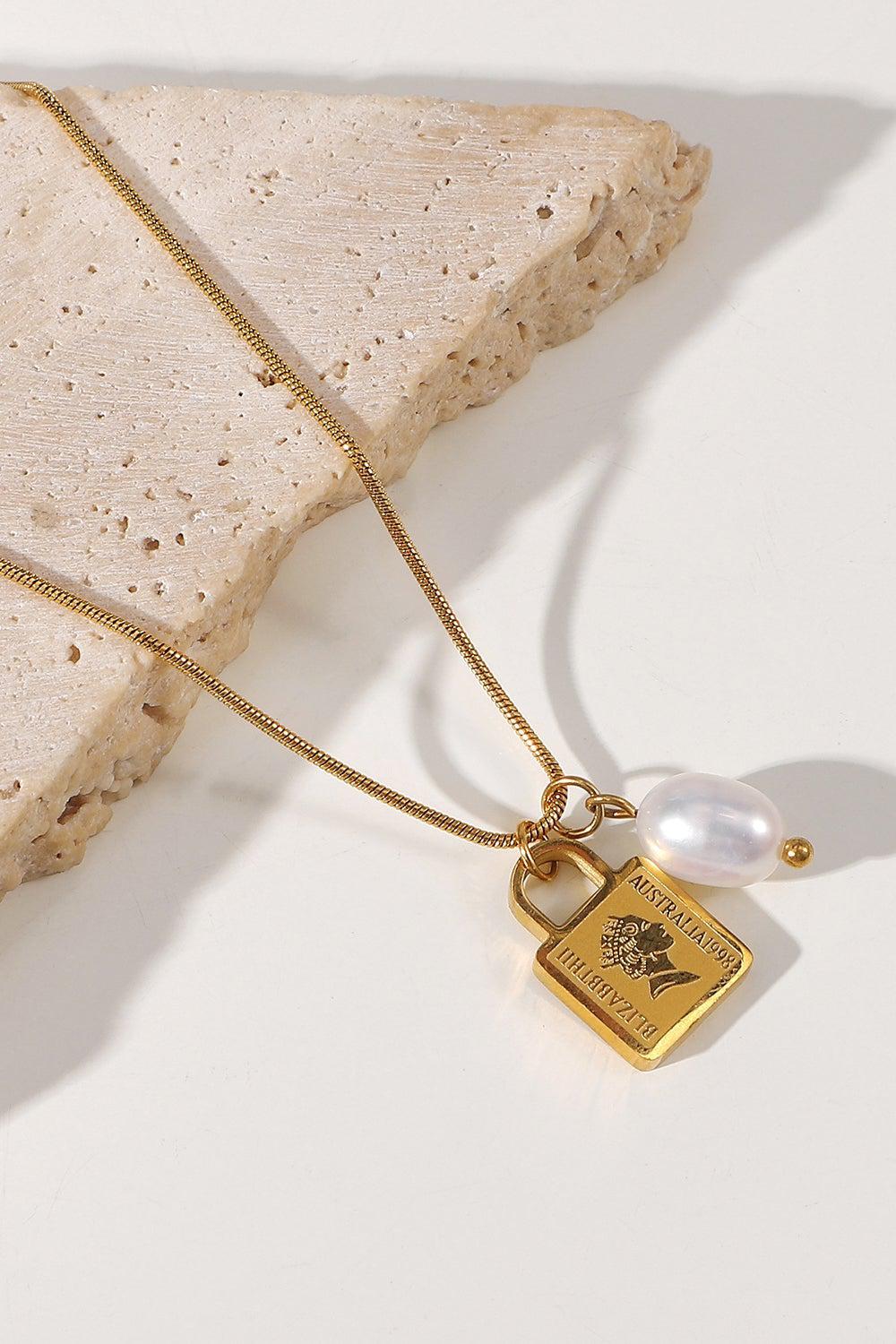 Pearl Lock Pendant Necklace BLUE ZONE PLANET