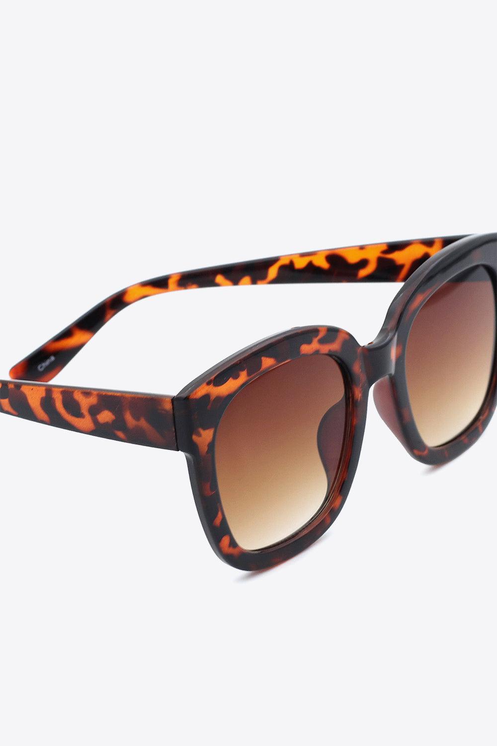 Polycarbonate Frame Square Sunglasses BLUE ZONE PLANET