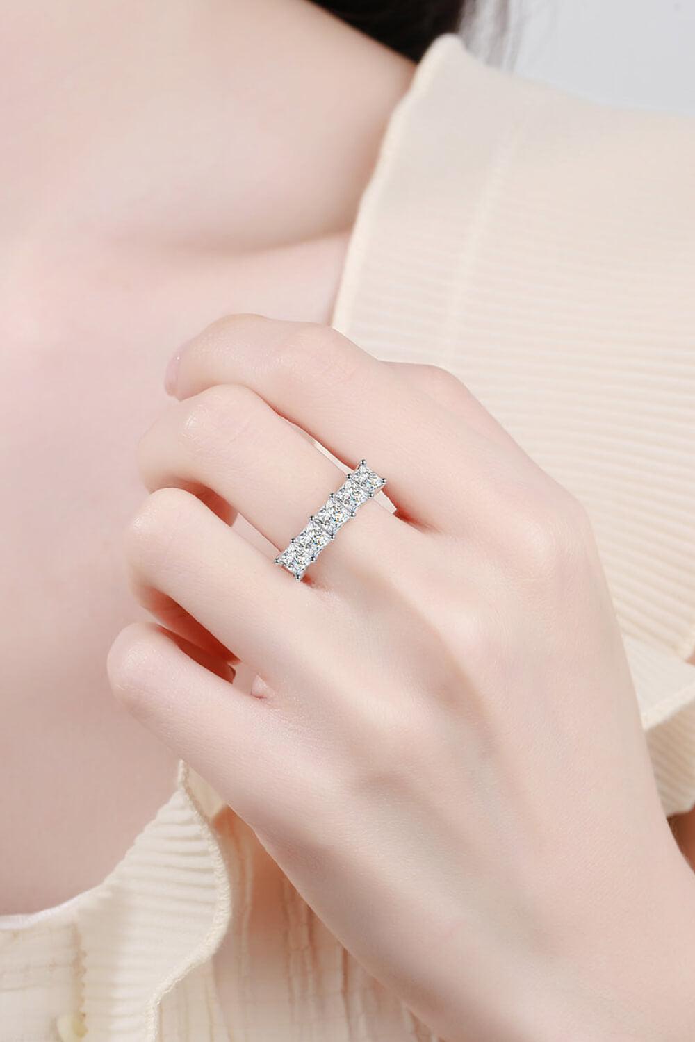 Romantic Surprise 2 Carat Moissanite Rhodium-Plated Ring BLUE ZONE PLANET