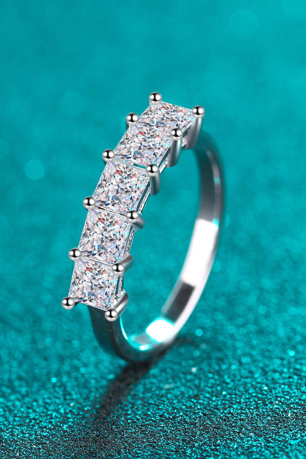 Romantic Surprise 2 Carat Moissanite Rhodium-Plated Ring BLUE ZONE PLANET