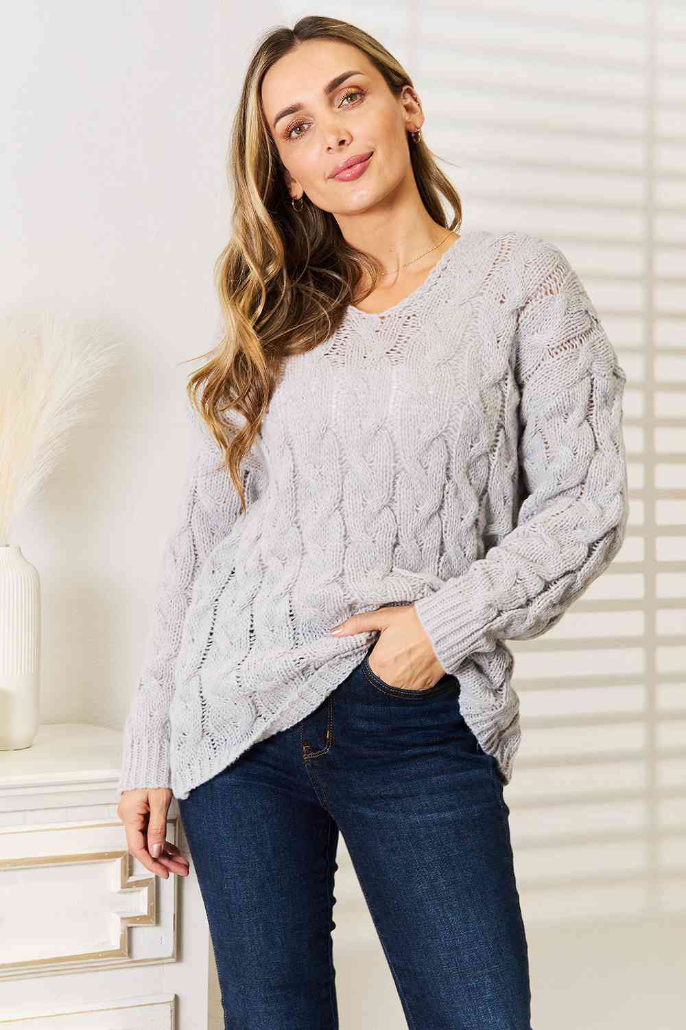 Woven Right Cable-Knit Hooded Sweater BLUE ZONE PLANET